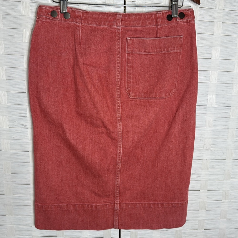Uniqlo U Women’s Red Washed Button Front Denim Skirt with Pockets Size 8 - Picture 4 of 10